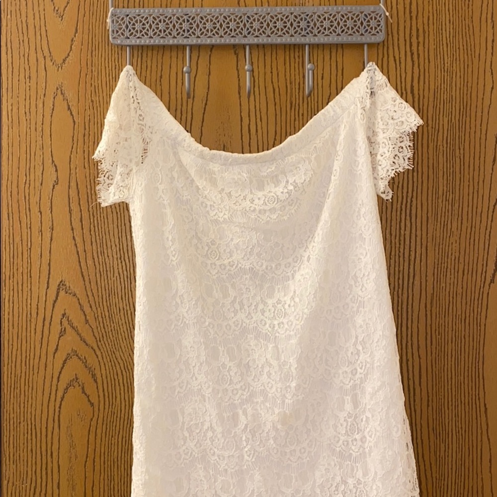 White lace dress